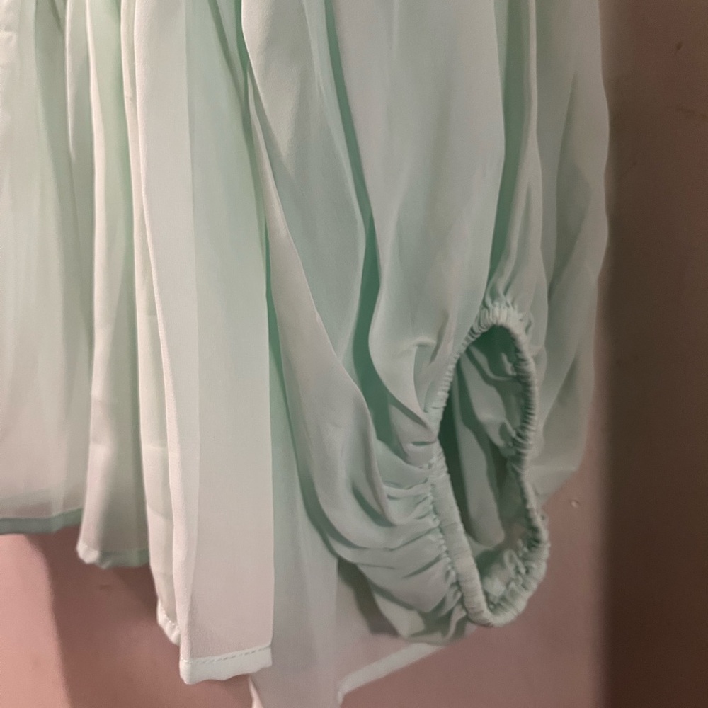 Women's Mint Green V-Neck Ruffled Blouse - Picture 3 of 7